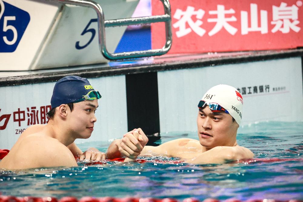 每体：拜仁巴萨有意霍村前锋阿斯拉尼，转会费不超过2500万欧